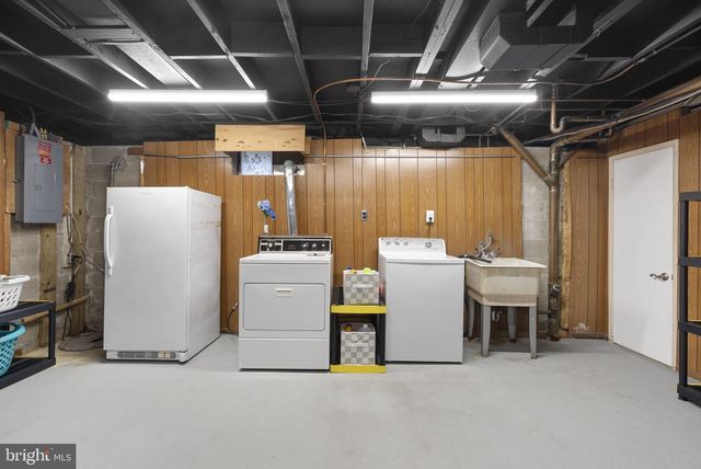 7963 PHIRNE RD, Glen Burnie, MD 21061