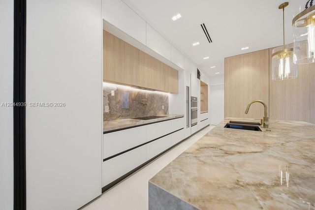 1332 NE 16th Terrace, Fort Lauderdale, FL 33304