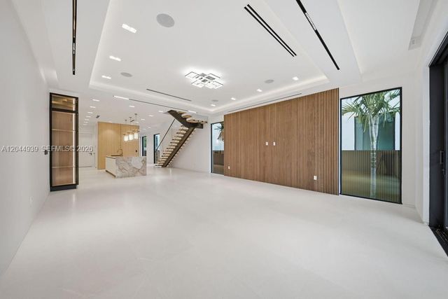 1332 NE 16th Terrace, Fort Lauderdale, FL 33304