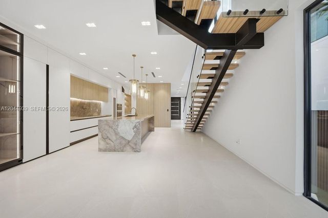 1332 NE 16th Terrace, Fort Lauderdale, FL 33304