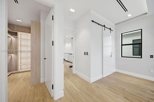 1332 NE 16th Terrace, Fort Lauderdale, FL 33304
