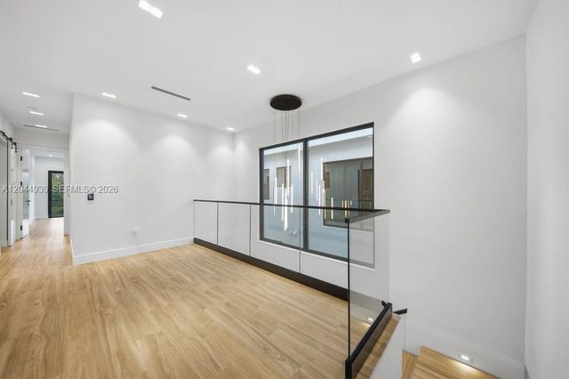 1332 NE 16th Terrace, Fort Lauderdale, FL 33304