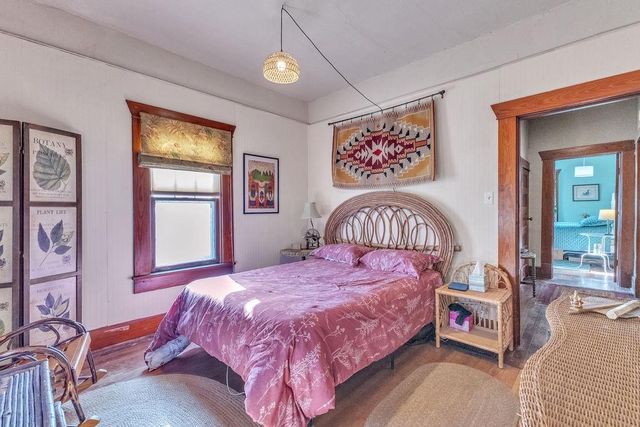 2109 Green Valley Road, St Joseph, MO 64505