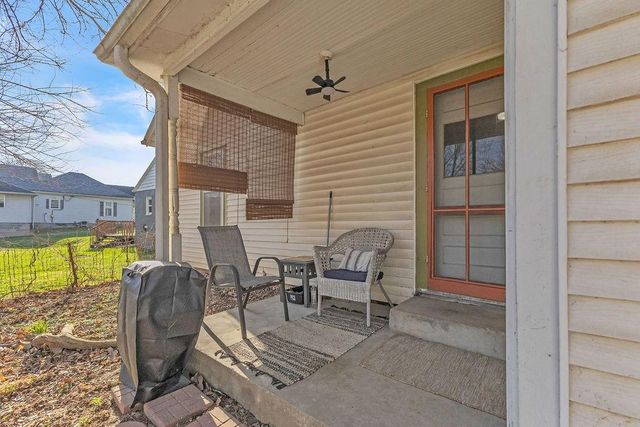 2109 Green Valley Road, St Joseph, MO 64505