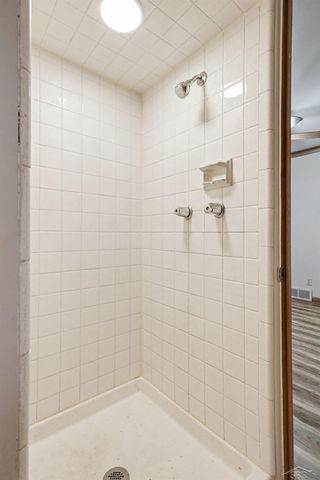 3919 N River Road, Freeland, MI 48623