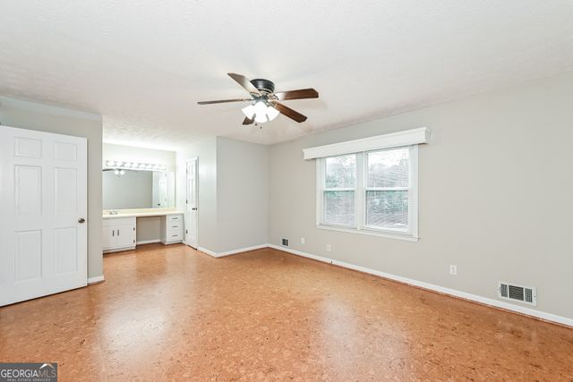 407 Stokesay Drive, Lawrenceville, GA 30046