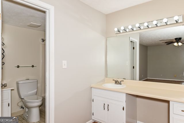 407 Stokesay Drive, Lawrenceville, GA 30046