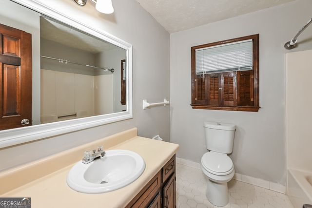 407 Stokesay Drive, Lawrenceville, GA 30046