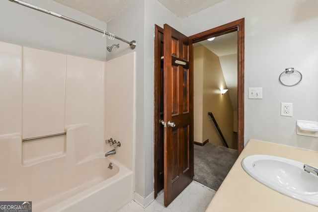 407 Stokesay Drive, Lawrenceville, GA 30046