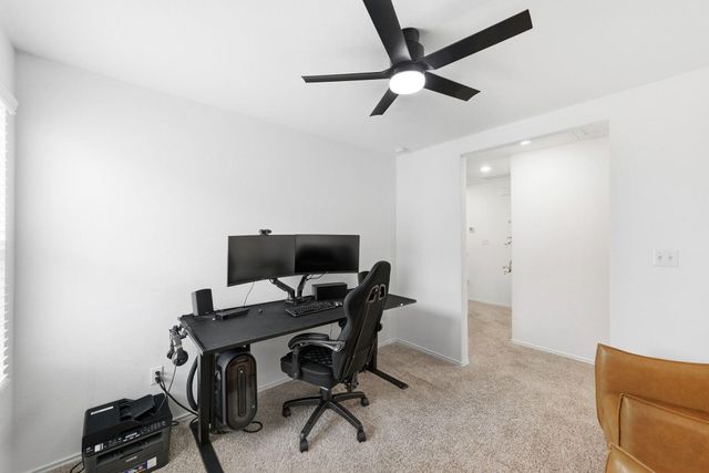 200 George Neggan LN, Bastrop, TX 78602