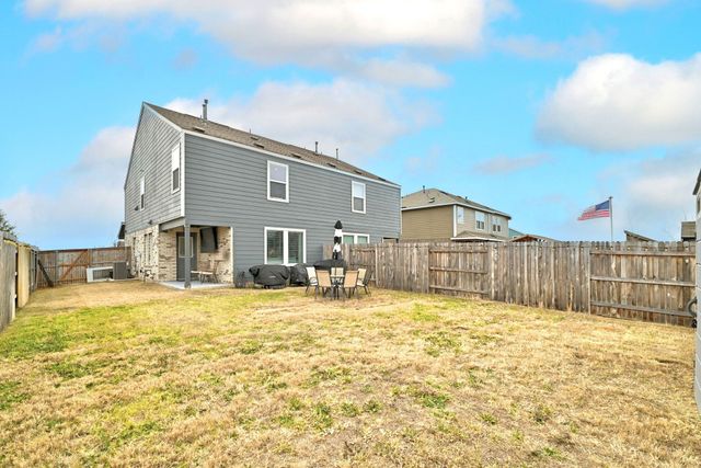 200 George Neggan LN, Bastrop, TX 78602