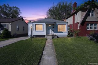 612 Mayflower Avenue, Lincoln Park, MI 48146