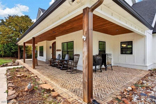 2027 Mount Harmony Road, Greenwood, AR 72936