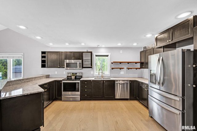 7216 S RIDGEBROOK Drive, Mapleton, IL 61547