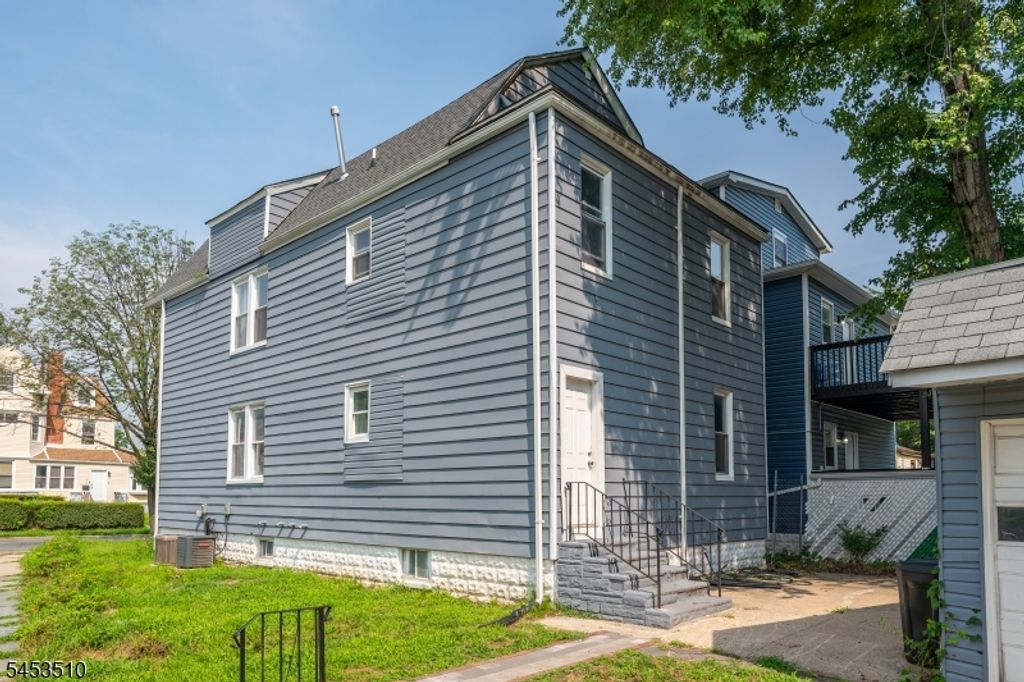 484 Prospect St, East Orange City, NJ 07017 — photo 3