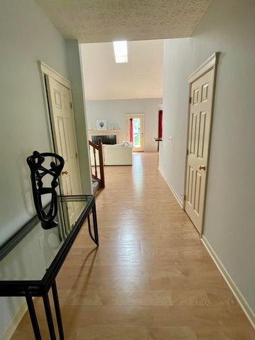 4402 Pantonbury Street, New Albany, OH 43054