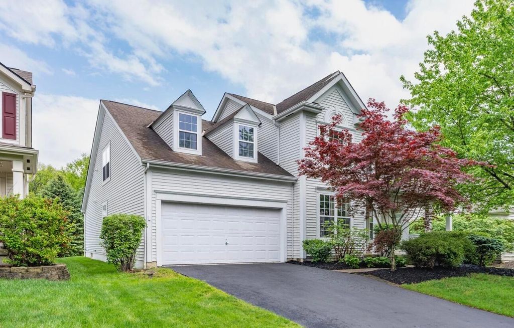 4402 Pantonbury Street, New Albany, OH 43054