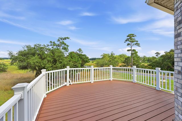 2366 Island Way, Little River, SC 29566