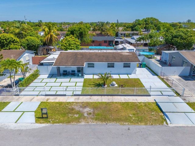 11851 SW 181st St, Miami, FL 33177