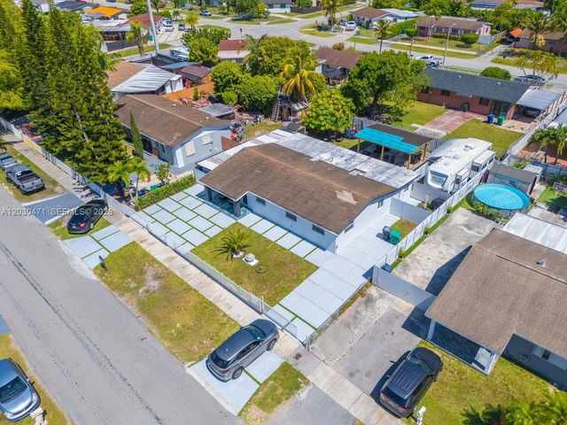 11851 SW 181st St, Miami, FL 33177