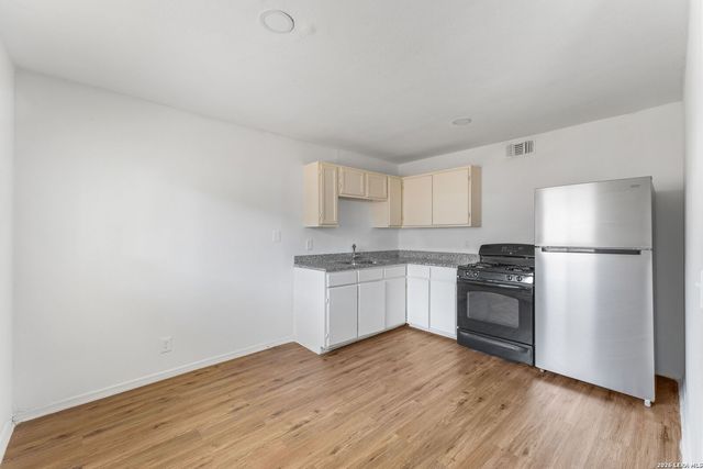 2807 Observation, San Antonio, TX 78227