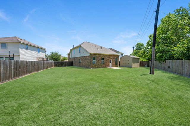 9402 Savannah Holly Drive, Houston, TX 77075