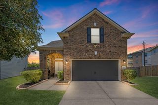 9402 Savannah Holly Drive, Houston, TX 77075