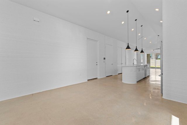109 Rough Creek RD, Georgetown, TX 78628