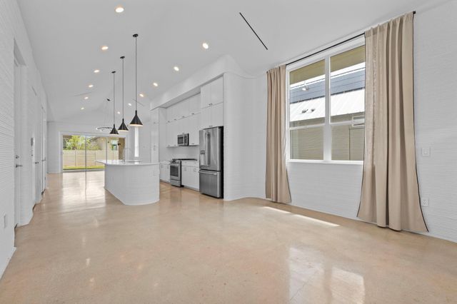 109 Rough Creek RD, Georgetown, TX 78628