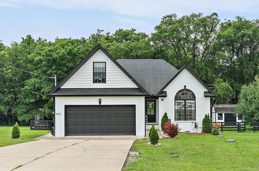 5861 Villa Way, Chapel Hill, TN 37034
