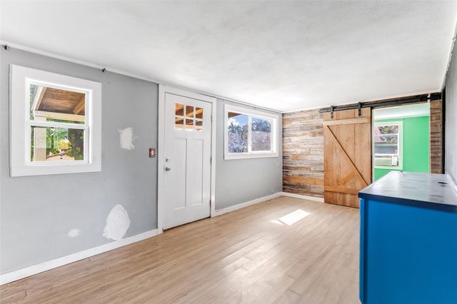 714 Sandy Mountain DR, Sunrise Beach, TX 78643