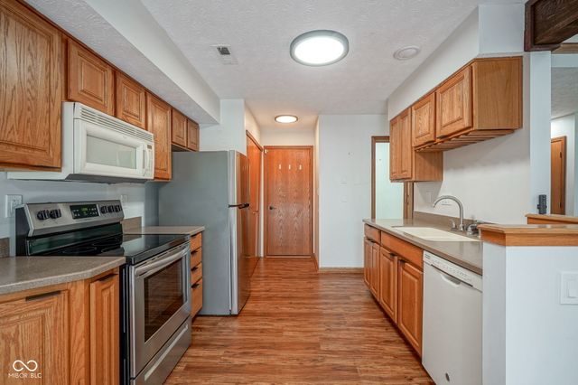 7494 Charrington Court, Indianapolis, IN 46254