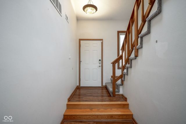 7494 Charrington Court, Indianapolis, IN 46254