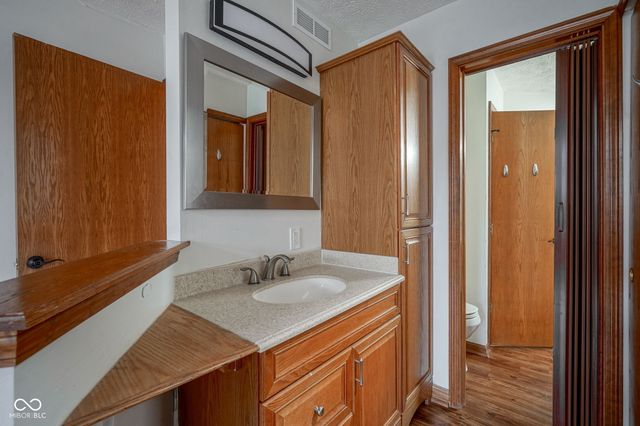 7494 Charrington Court, Indianapolis, IN 46254