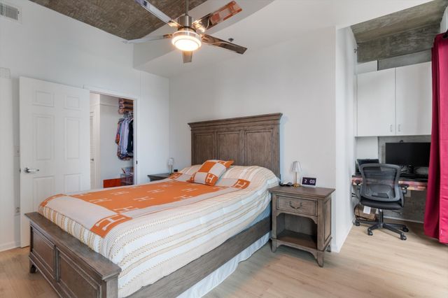 415 Church St Apt 2109, Nashville, TN 37219