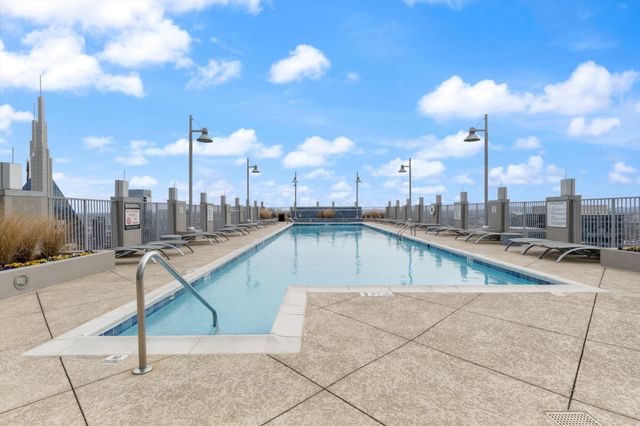415 Church St Apt 2109, Nashville, TN 37219
