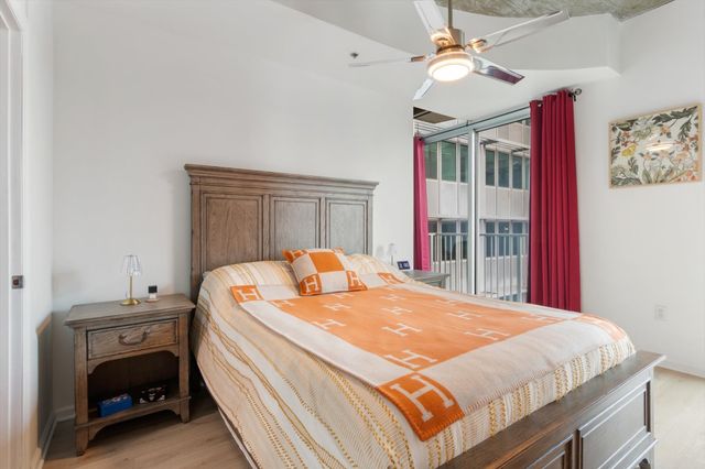 415 Church St Apt 2109, Nashville, TN 37219