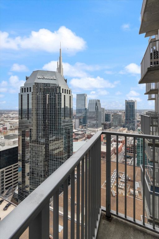 415 Church St Apt 2109, Nashville, TN 37219