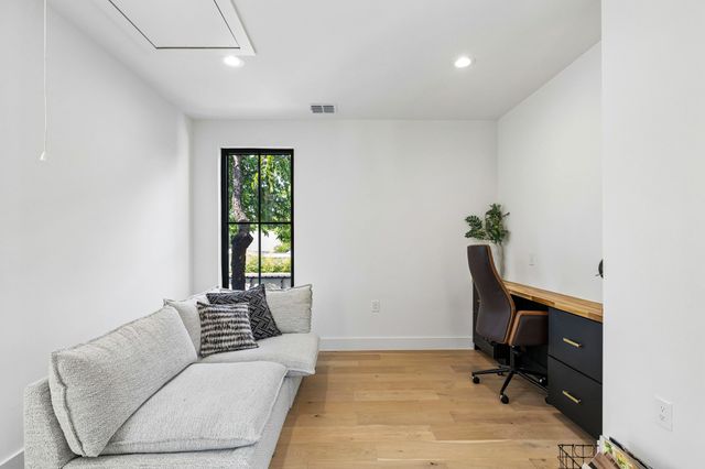 8645 Redondo Drive, Dallas, TX 75218
