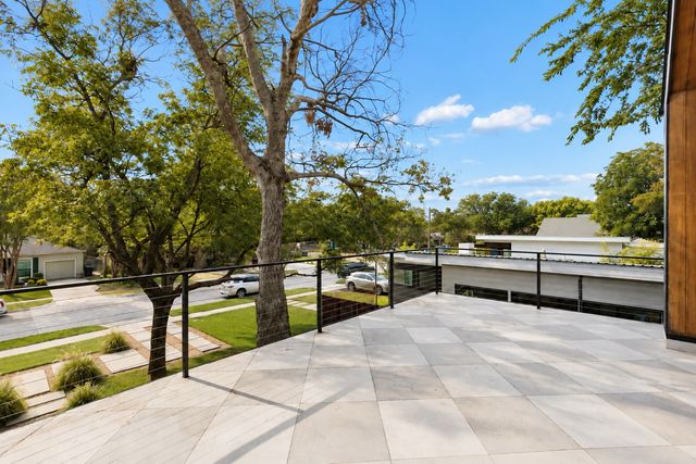 8645 Redondo Drive, Dallas, TX 75218