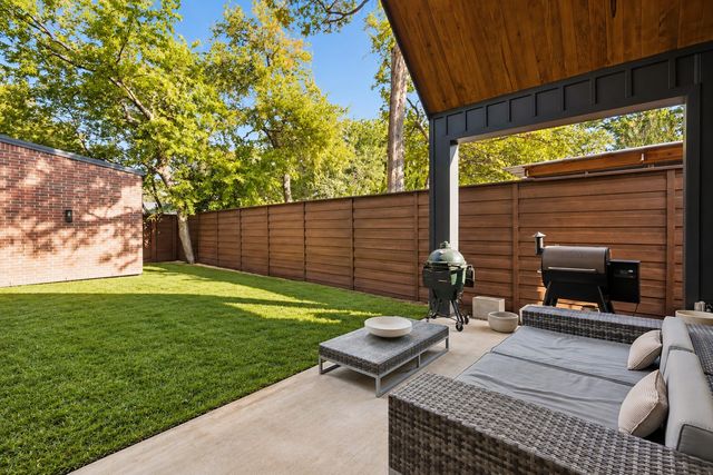 8645 Redondo Drive, Dallas, TX 75218