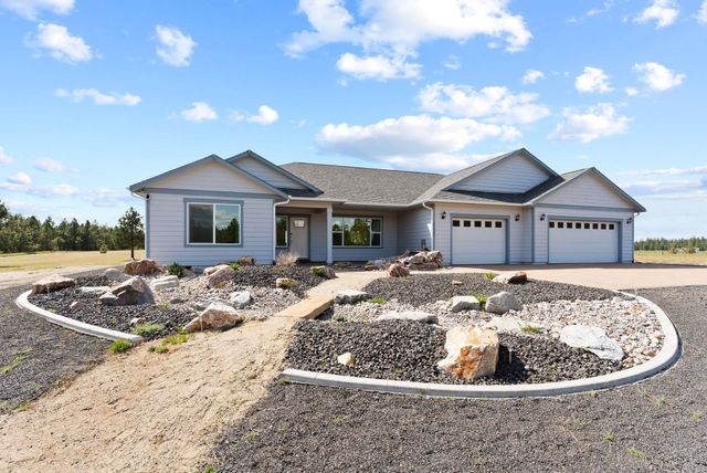 27907 N Bruce Rd, Chattaroy, WA 99003