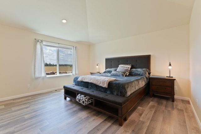 27907 N Bruce Rd, Chattaroy, WA 99003