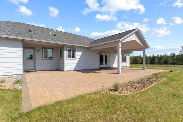 27907 N Bruce Rd, Chattaroy, WA 99003