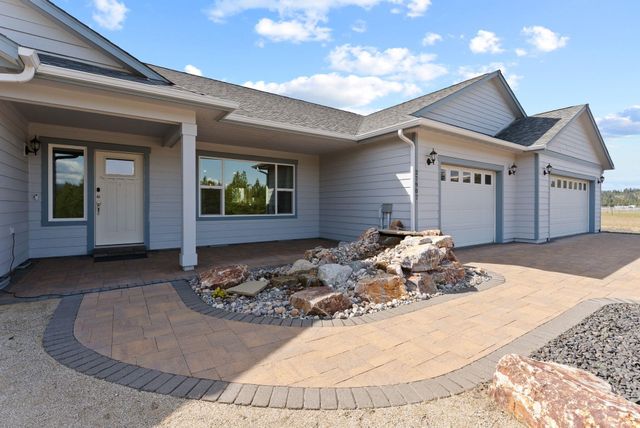 27907 N Bruce Rd, Chattaroy, WA 99003