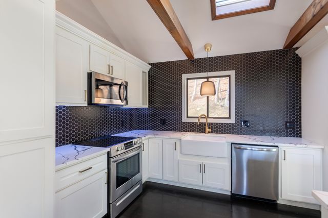 44 Princess Wenonah Drive, Shelton, CT 06484