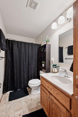 1863 Island View Circle, Hutchinson, MN 55350