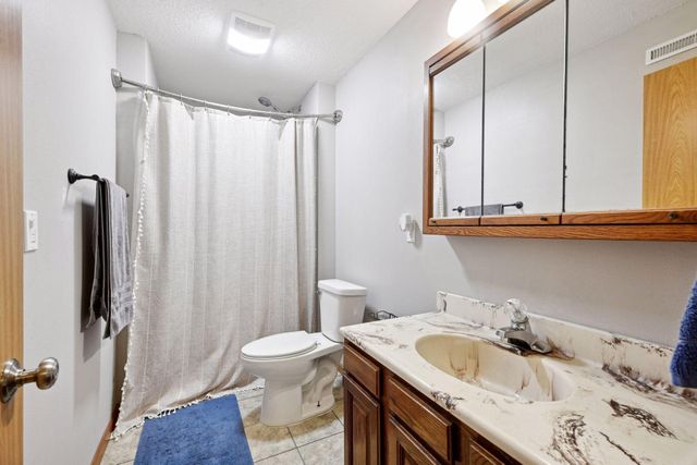 1863 Island View Circle, Hutchinson, MN 55350