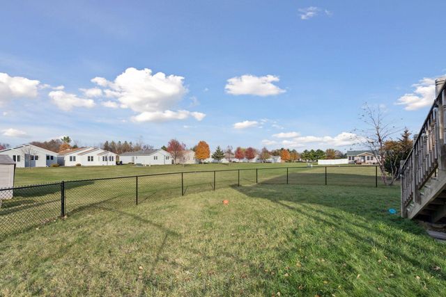 1863 Island View Circle, Hutchinson, MN 55350