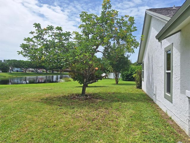 1747 Banyan Creek Court, Boynton Beach, FL 33436